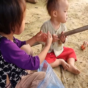 She Went to take care of her neighbros to her Boyfriend | Xaa Giang Seo's