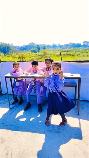 ❤️ Heart Touching Song || Meri Mehbooba || WhatsApp (Lyrics) Dance Status || #shorts #school #kids