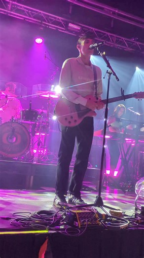 The K's Captivating Live Concert Experience