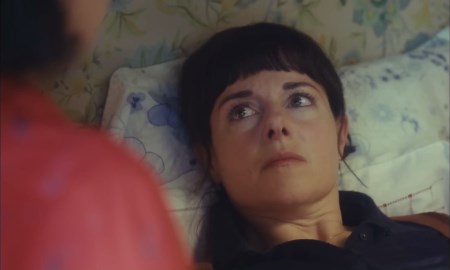 ▶️ Angry Annie - Bande-annonce [OV]