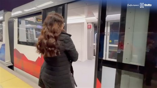 2.3K views · 73 reactions |  #ElMetroDeQuitoRenace | Recuerda que el sistema del Metro de Quito cuenta con 18 trenes que circularán diariamente por 15 estaciones. Los 22 kilómetros del trayecto se cumplen en 34 minutos. Cada tren movilizará a 1.230 pasajeros de manera eficiente, segura y ordenada. #QuitoRenace | Municipio de Quito | Facebook