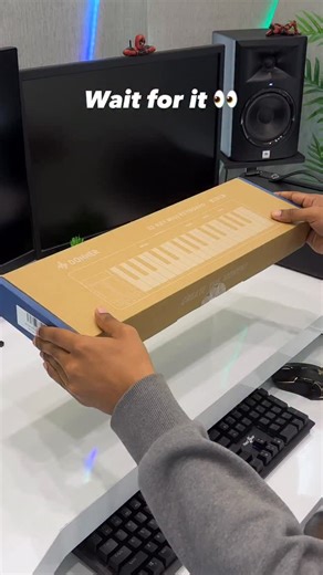 DV Midi | Loops & Covers | Wait for it 👀📦 Unboxing Donner KB 32M Portable Midi Keyboard #musicproducer #musicproduction #donnermusix #donner #musician | Instagram