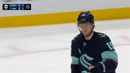 Jared McCann puts an exclamation point on this one 😤 Seattle Kraken win! 🙌 | TNT Sports US