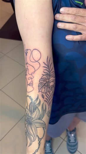 4.9K views · 39 reactions |  The Surprise Flash Design Tattoo...