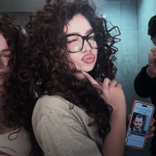 i forgot how to edit 💔 | tags 🏷️: #edit #viral #fyp #demitrakalogeras #omgpage | @sundaykalogeras @Eliana Kalogeras @demitrakalogeras @Noah Risling @Patrisha | 🔎 : Demitra Kalogeras ,, Demitra Kalogeras Edit ,, Kalogeras Sisters ,, Video Star Paid ,, Edit Audio