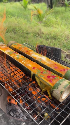 Bamboo Egg Primitive cooking #foodtok #primitive #easyrecipe #viralrecipe #jvcookingasmr