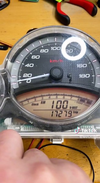 Change km millage tmax mileage dashboard #km #milege #allkeyslost #PasstheGreatness #hacks #hacksoflife