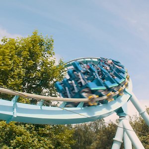 361 reactions · 87 shares | Did someone say long weekend?! ☀️ Join us for Bank Holiday fun and get a FREE* return ticket to experience the fun all over again this Autumn. Don't delay, book today  https://hubs.ly/Q01kPKsg0 *Not valid on discounted tickets. Return visit must be redeemed between 05/09/22 and 21/10/22. Full T&Cs apply and can be found on our website. | Drayton Manor | Facebook