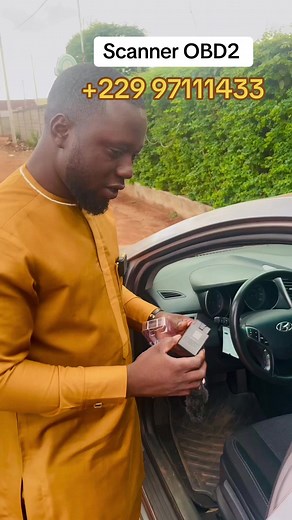 Comment scanner votre vehicule avec ce petit appareil qui coûte moins de 20.000fcfa 229 97111433#toutlemonde #pourtoi #pourtoii #fouryou #voitures #voitureoccasion #vehicule #voiture #viraltiktok #conseil