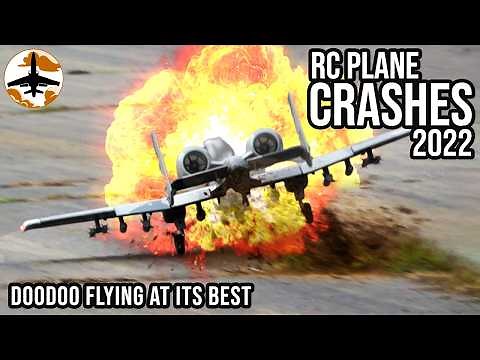 One Year of Plane Crashes (2022 RC Plane Crash Compilation)