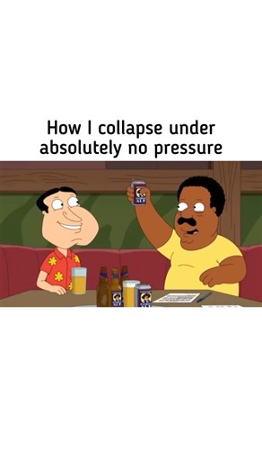 @wrappedmemez on Instagram: "Follow @wrappedmemez for more 😂 日本利用压电瓷砖将脚步转化为电能。这些瓷砖捕捉来自你脚步的动能。当你行走时，你的重量和动作会对瓷砖产生压力。瓷砖会轻微弯曲，从而产生机械应力。瓷砖内部的压电材料将这种应力转化为电能。每一步都会产生少量电荷，而数百万步结合在一起就能产生足够的电力来驱动 LED 灯、数字显示屏和传感器。在像涩谷车站这样繁忙的地方，每天大约有240万个脚步为这一系统作出贡献。这些电能可以被储存或立即使用，从而减少对传统电力来源的依赖，并支持可持续的城市基础设施。这种方法将日常运动转化为实用的可再生能源。"