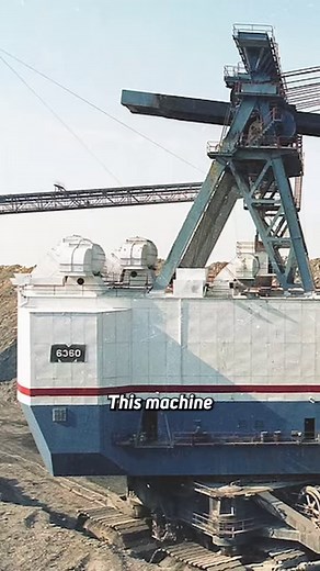 Introducing the Blastrac driver-operated scraper! 🚀 This incredible machine is designed to remove a wide variety of floor coverings, including carpet, ceramic, parquet, and nylon coatings. With its versatile blades, you can easily tackle any flooring challenge. What sets the Blastrac scraper apart is its rotating feature and non-marking tires, providing unmatched ease of use. Say goodbye to those stubborn floor coverings with minimal effort and maximum efficiency! Equipped with a hydraulic syst