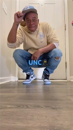 👀 JORDAN 1 RETRO HIGH OG “UNIVERSITY BLUE” 🔥