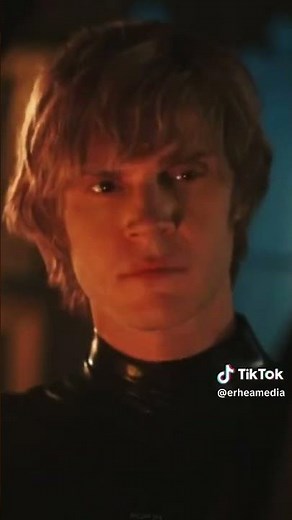 he's so hot 🥵🔥 #americanhorrorstory