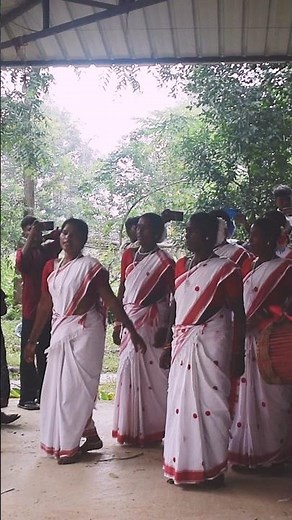 नितान नितान 💃 | Kurukh Traditional Song | आदिवासी संस्कृति | #shorts #ytshorts