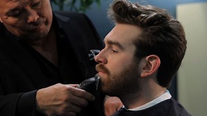 How to Shave Your Beard in Stages