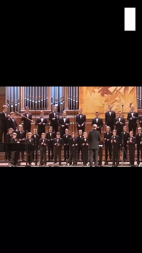 You’ve got to see this boys’ choir transform into a wild jungle with their stunning performance of The Lion Sleeps Tonight! | Amazing Pets