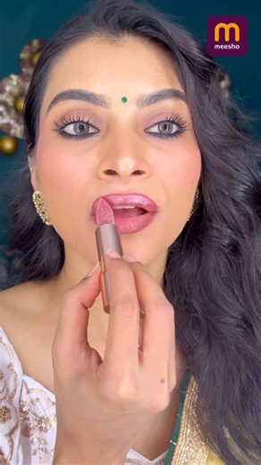 Meesho @meeshoapp on Instagram: "Glossy. Glittery. Gorgeous.💕 Comment for links 🔗 Product code: 524284545 [Meesho, Meesho finds, Glitter lipstick, sparkling lips, glossy finish, glam makeup, party makeup, shimmer lips, beauty essentials, bold lips, festive makeup Meesho app, shopping ] #meesho #explorepage #meeshotrendz #meeshofinds #meeshohaul meeshopicks meeshoapp shopping"