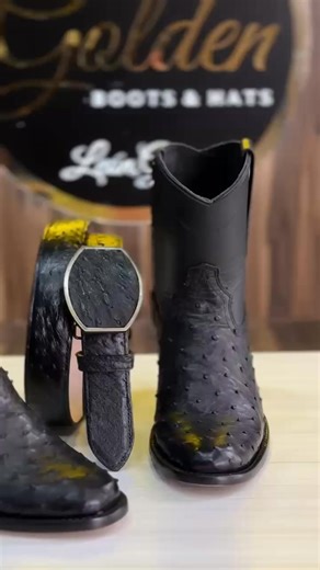 🍒🍒🍒Lo más VIP ❤️🫵🏼🤠🤠 $4,900 con bota y cinto 🗣️ cotiza aquí en este Ling https://wa.link/25043h Botas originales piel de primera 🎁 cartera zacabotas crema hidrogel | Golden Boots Méx