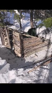 35K views · 573 reactions | He builds a small shelter to survive winter ❄️ #bushcraft #fyp #building #shelter | Bushcraft Adventures | Facebook
