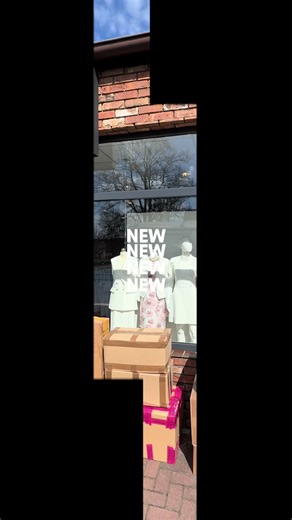 Filmy użytkownika VIVIENNE sukienki Kostrzyn n/O (@vivienne_sukienki) z muzyką MONTAGEM COMA - ANDROMEDA & elysian.