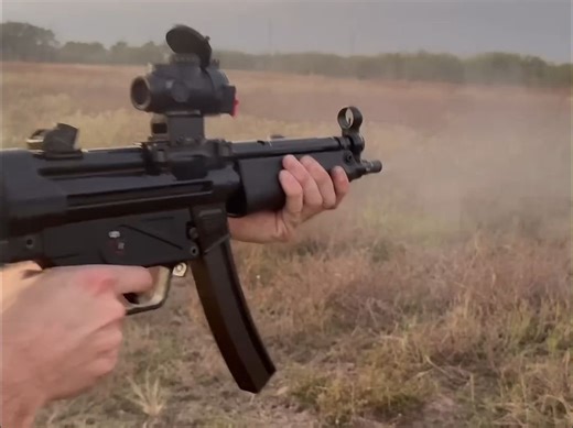 Heckler & Koch - MP5