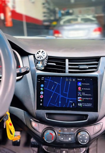 Instalación de CarPlay y Android Auto en Chevrolet Sail