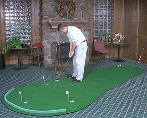 Big Moss Putting Greens · Real Feel Golf Mats