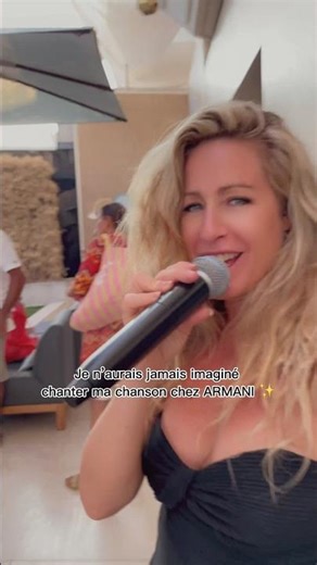 🎹 Chanter ma chanson chez Giorgio Armani ✨#pourtoi #singer #livemusic #music #fyp