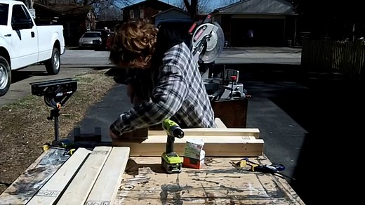 Easy 2x4 Sawhorse Tutorial