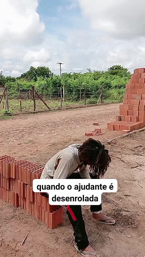 Mastering Bricklaying: Skills in Construction Apprentice