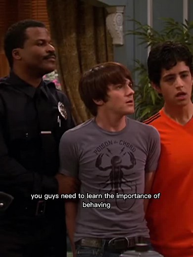 Steered Straight Part 4/10 #drakeandjosh #drakeandjosh #nickelodeon #drakebell