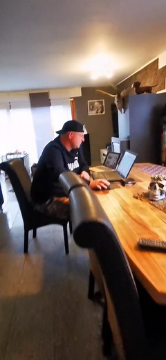 Gewusst wie😁😁😉 #tochter #hops #hopsgenommen #jung #roblox #chrisundalicia #viral #familie #papa | Arvan Family