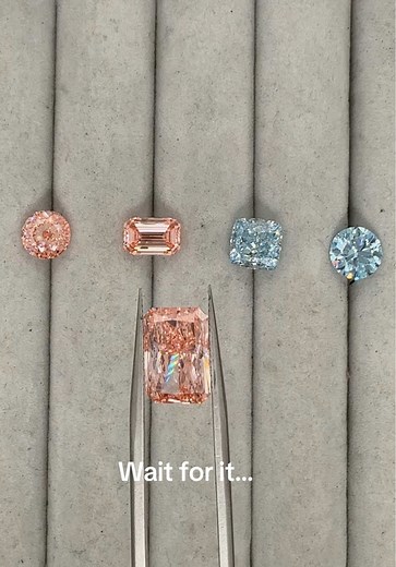 A curated pairing: pink and blue diamonds in perfect harmony. Should we craft a cotton-candy statement piece? 🍬💎 #pinkdiamond #bluediamond #unique #fyp #jewelry