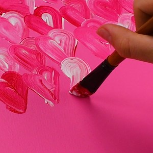 Satisfying hearts on heart painting! 💕 | Simple ideas