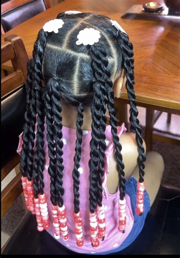 Autumn Skye 🎀 (@autumnskyehair)’s video of Rubber Band Hairstyles