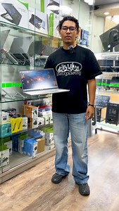 A veces el problema no es tu PC, sino que Windows necesita un pequeño empujón. En el video te mostramos paso a paso cómo activar el mantenimiento automático del sistema. 👇 1️⃣ Ve al Panel de Control. 2️⃣ Entra a Sistema y Seguridad > Revisar estado. 3️⃣ Despliega “Mantenimiento” y dale a INICIAR. ⚠️ Pero OJO, aquí viene la verdad: Este truco optimiza el software, pero no elimina el polvo de los ventiladores ni renueva la pasta térmica seca que está sobrecalentando tu procesador. Si después de e