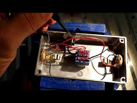 Simple guitar pedal kill switch