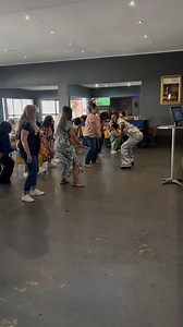 Our dance Master @thecraigpedro_dancer doing the Most 🙌🏽 #PoppysCresta #SipnPaint Karaoke Up Next 🎤 @shaydee_anderson | Poppy's Cresta