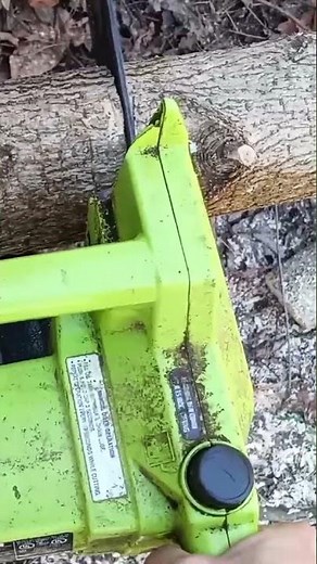 The poulan electric chainsaw in action