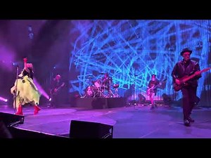 Garbage - Vow - live on Halloween in Vegas, 2025, Reckless Rock Reviews