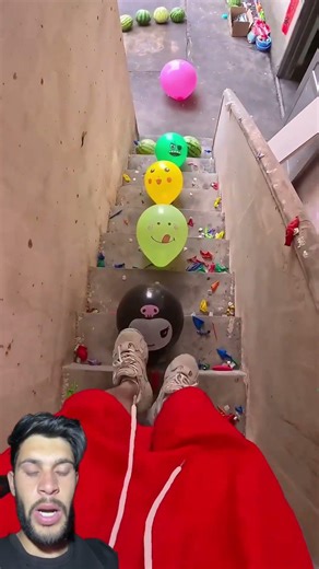 Wow, nice amazing#balloon crushing#balloon#colourful water#jumping