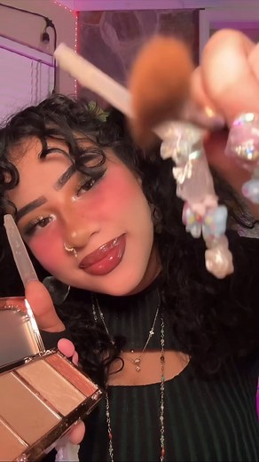 Jazzy on Instagram: "Lets get you ready twin💕 @flowerknows_global All ‘Flower Knows’ Makeup they are having huge Black Friday deals on top of all those discounts, you can stack my affiliate code: Jazzy5 💕 Cl!nk l!0 in b!0 xo btw I was using this brand before I became an affiliate! They are animal cruelty free & I use their blushes (Romantic Blossom & Little cranberry) everyday🥰💯 #asmr #asmrrelax #flowersknows #asmrtingles #asmrcommunity"