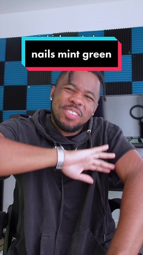 men can wear make up or paint their nails or do whatever they want 🤷🏾‍♂️ who cares if it’s “feminine”