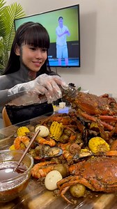 Date Night Series | Seafood Boil🦞🦐🦀 #homecooking #homedate #datenight | Angelie Andanar