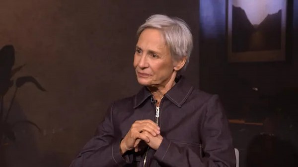 Award-winning actress Laurie Metcalf on new comedy series 'Big Mistakes'