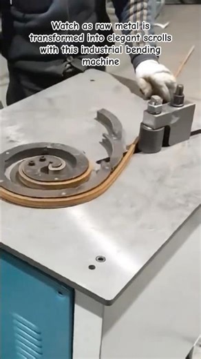 Metal Scroll Bending #metalworking #metalart #industrialdesign #ornamentaliron