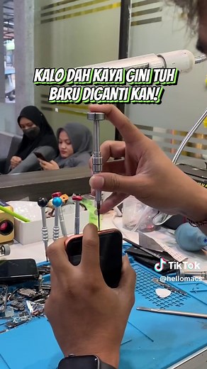 Cara Ganti LCD HP: NGEYEELL!! LCD RUSAK NYEBAR