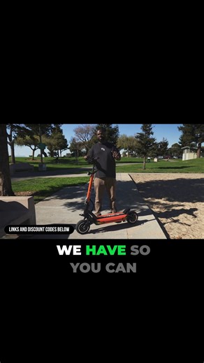  Drop-tested & approved! The EMOVE Cruiser V2 Dual Motor (AWD) is built to take on real-world challenges. With dual motors, split-rim tubeless tires, hydraulic brakes, and an ultra-wide deck, this is a comfort & performance powerhouse. Would you make this your daily ride? #BuiltToLast #EMOVE #CruiserV2 #bestelectricscooter #electricvehiclesarethefuture | VoroMotors | Facebook