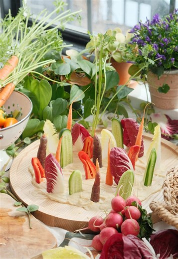 Creative Veggie Platter Ideas for Spring Hosting